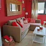 My Place In 6 Διαμέρισμα *