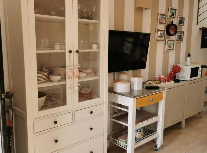 My Place In 6 Cotillo