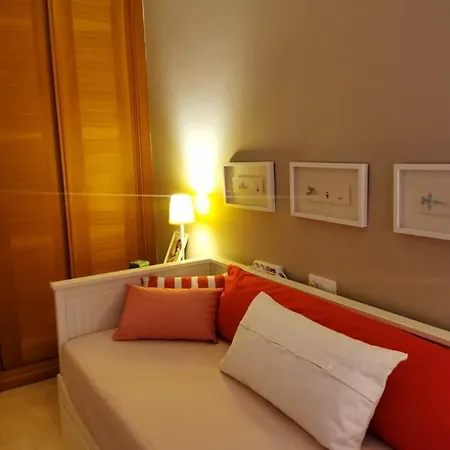 My Place In 6 Cotillo