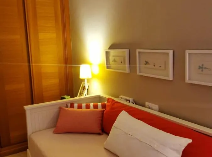 My Place In 6 Cotillo