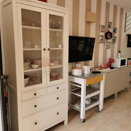 My Place In 6 Cotillo